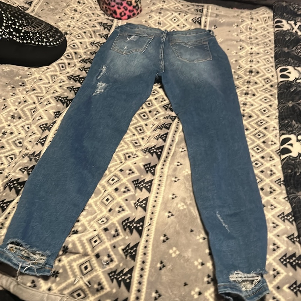 Jeans - Picture 2 of 3